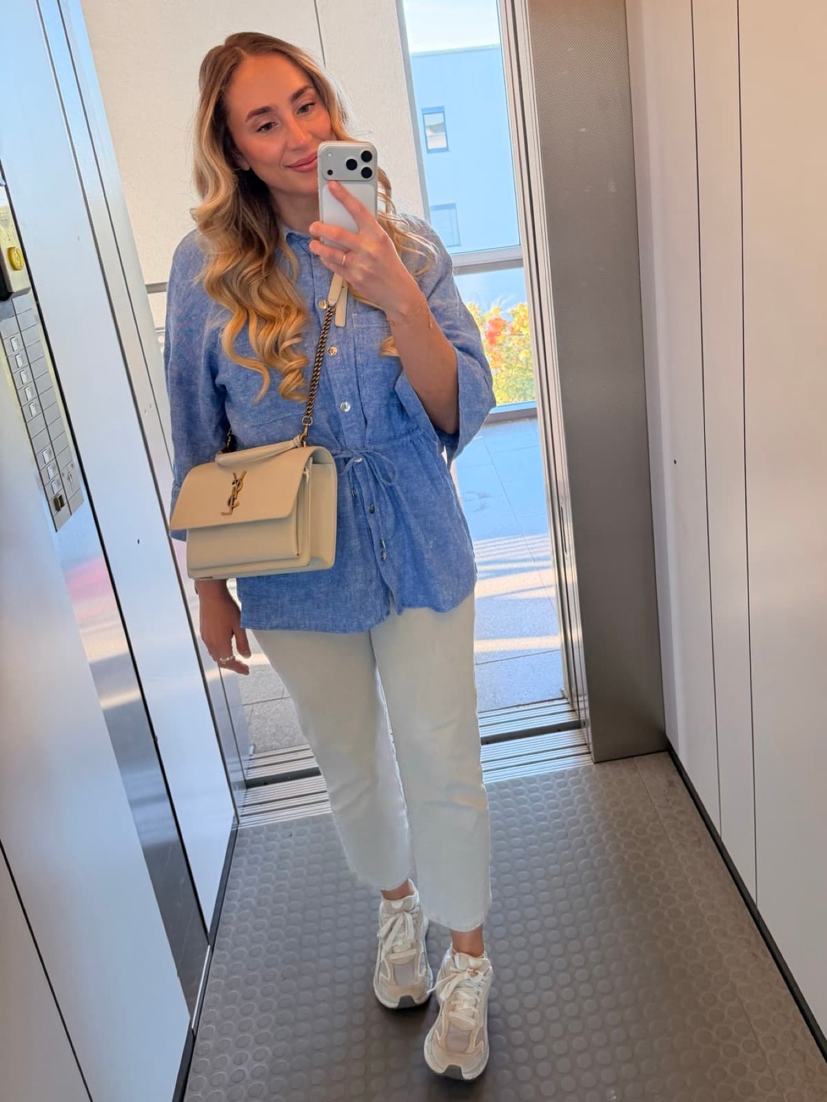 Angy auf dem Weg zu ihrem ersten RINGANA Event